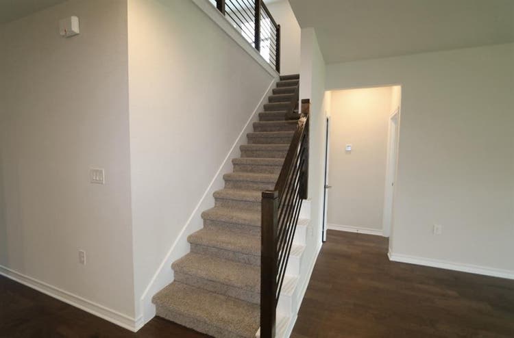 Private bedroom near Tech Ridge