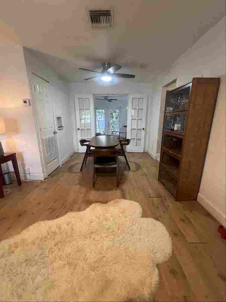 Master bedroom for rent