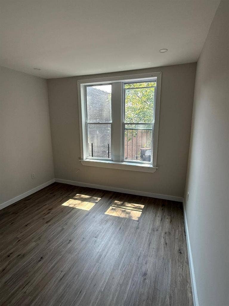 Spacious Rooms – Move In Today!