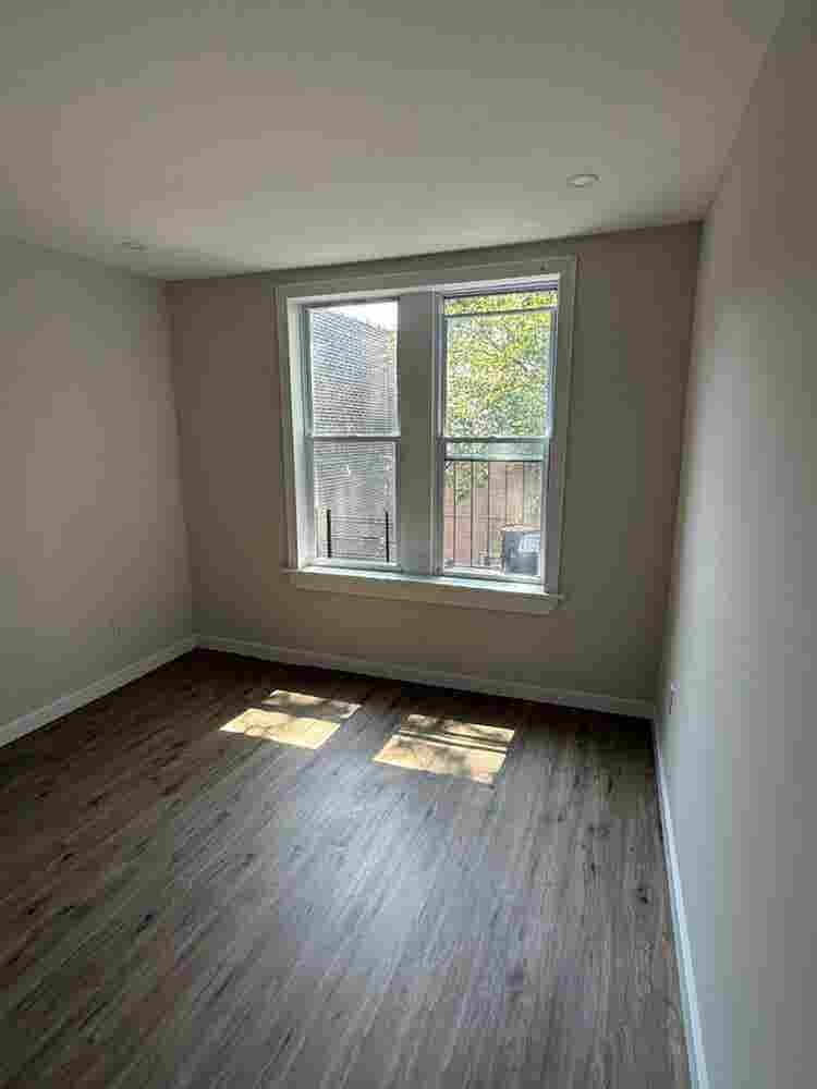 Spacious Rooms – Move In Today!