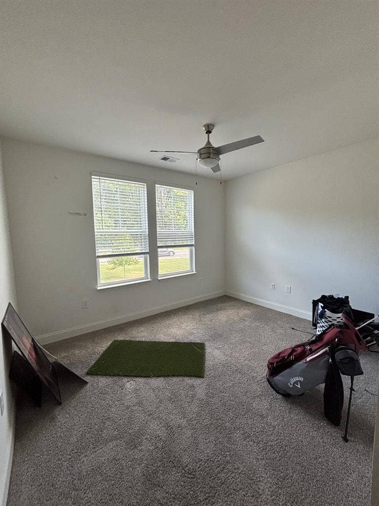 Private room and bathroom