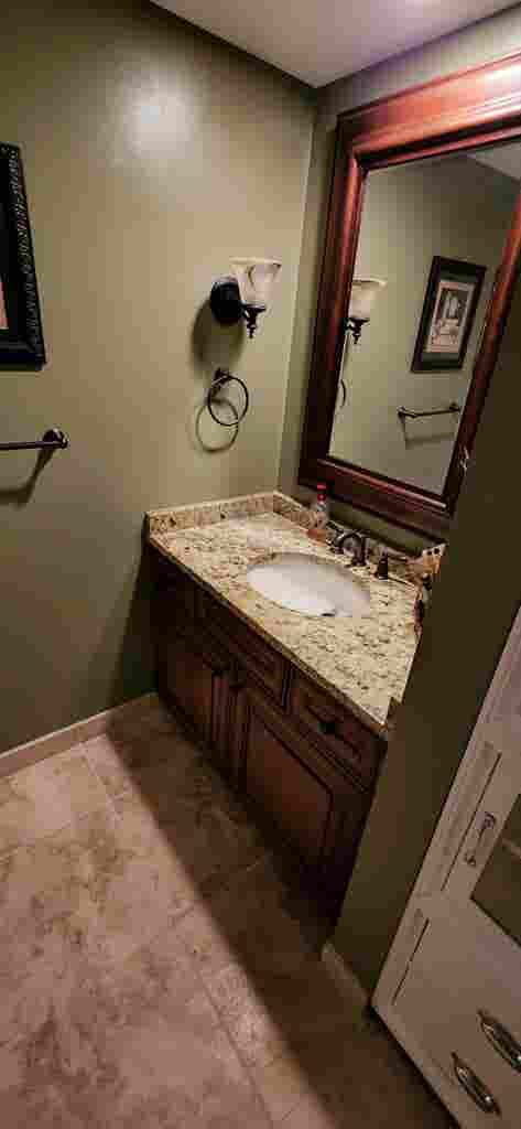 Fully furnished room avail in PBG