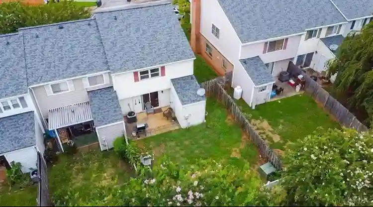 Private Room w/ Shared Bathroom