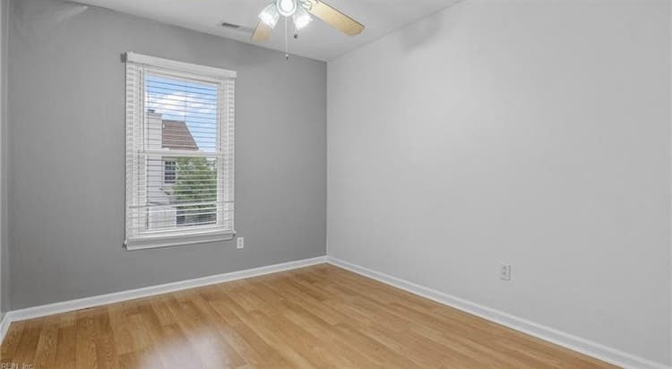 Room 900 a month Utilities Included