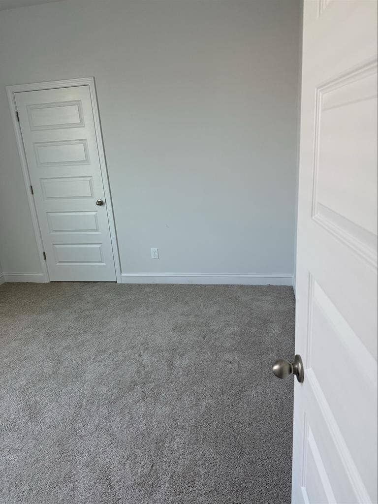 3 rooms for rent