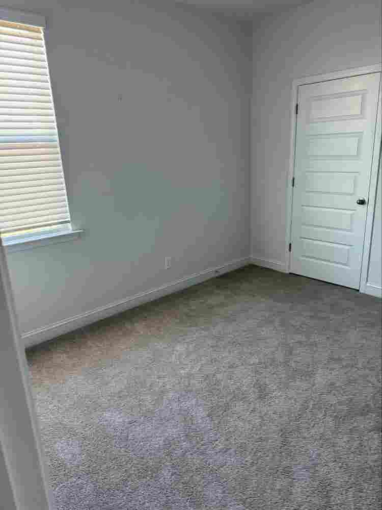 3 rooms for rent
