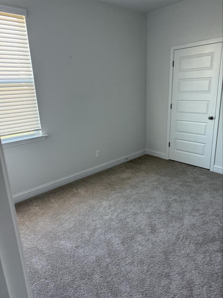3 rooms for rent