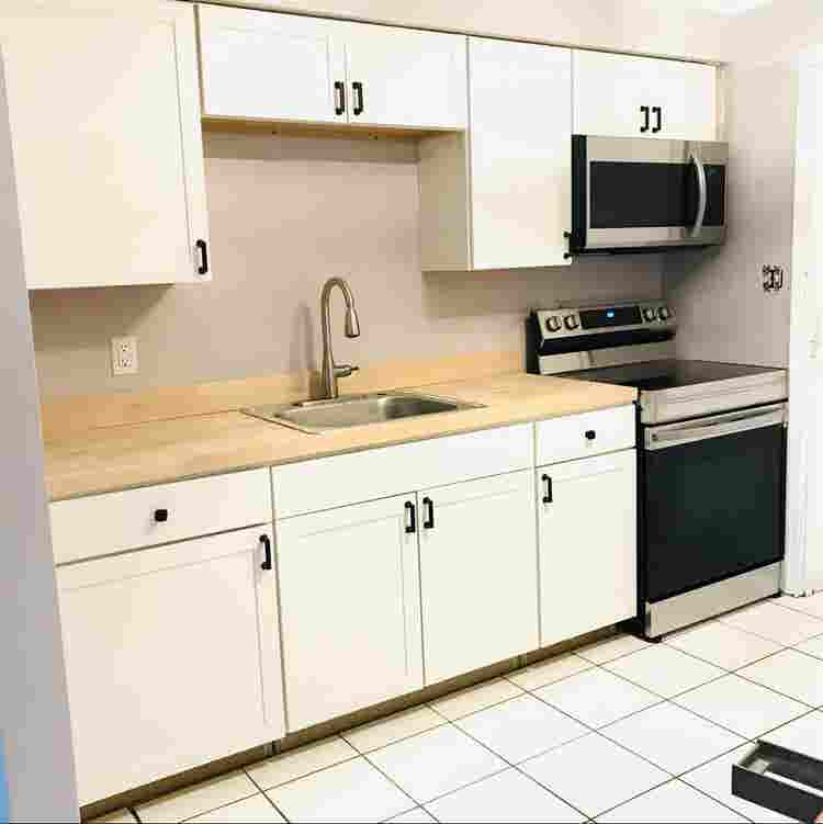Rent a room in a duplex!
