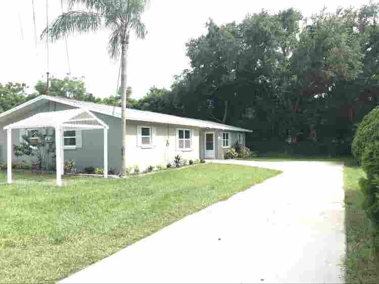 Rent a room in a duplex!