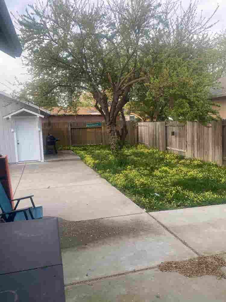 4 bedroom home looking for roommate