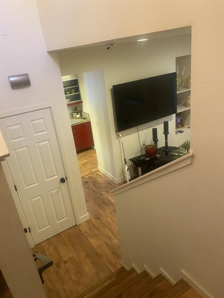 4 bedroom home looking for roommate