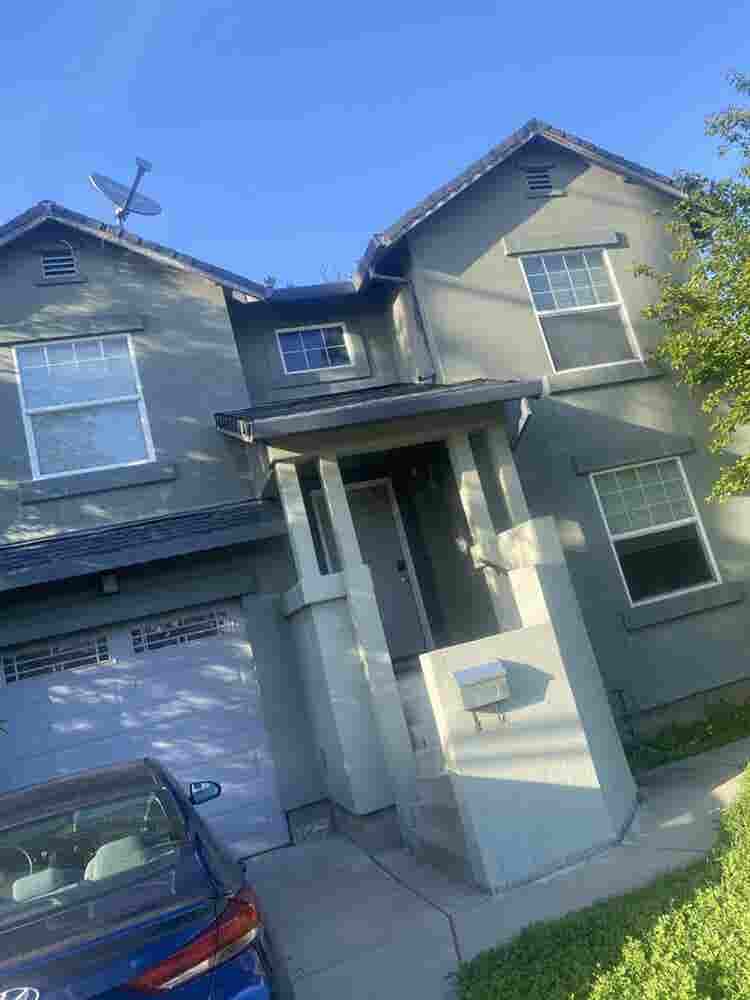 4 bedroom home looking for roommate