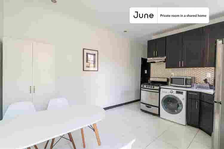 3 BR in New York City