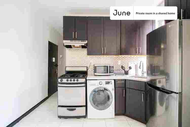 3 BR in New York City