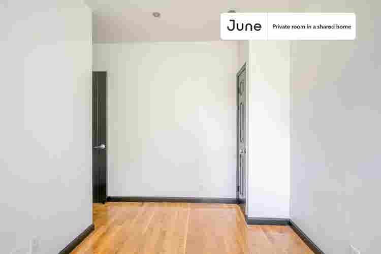 3 BR in New York City