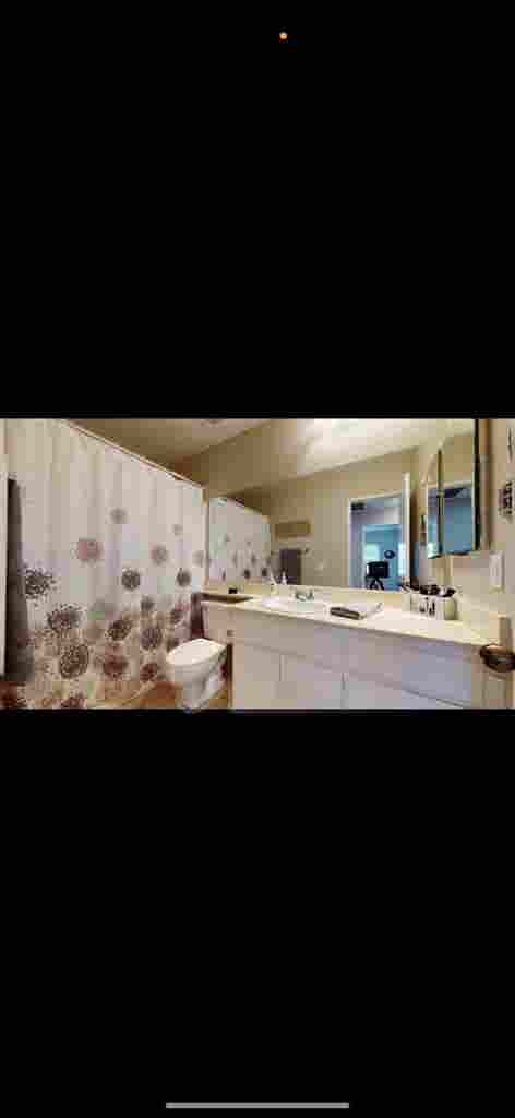 Pet friendly room in Santee