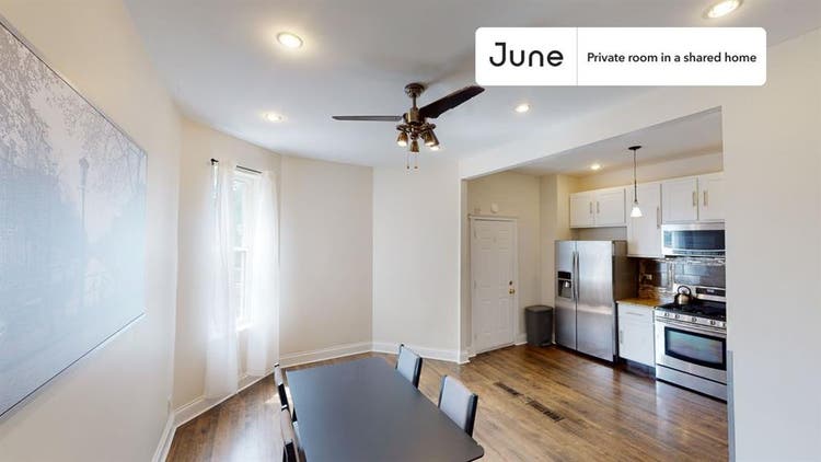 3 BR in Chicago