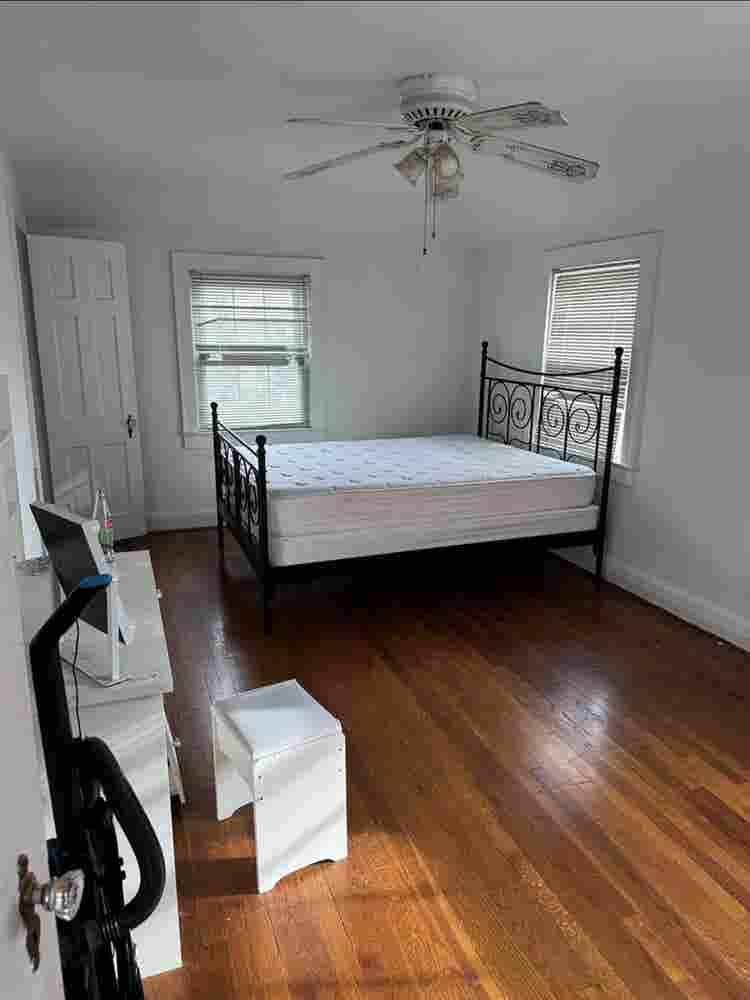 Looking for a responsible roommate