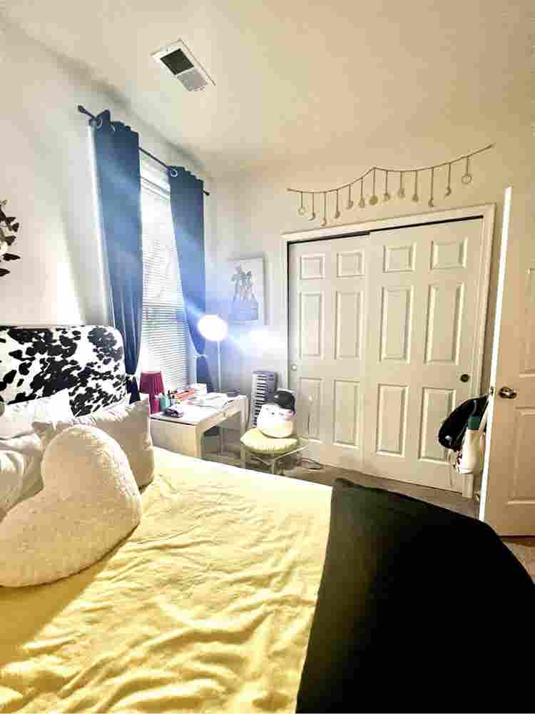Looking for Female Roomate Manassas
