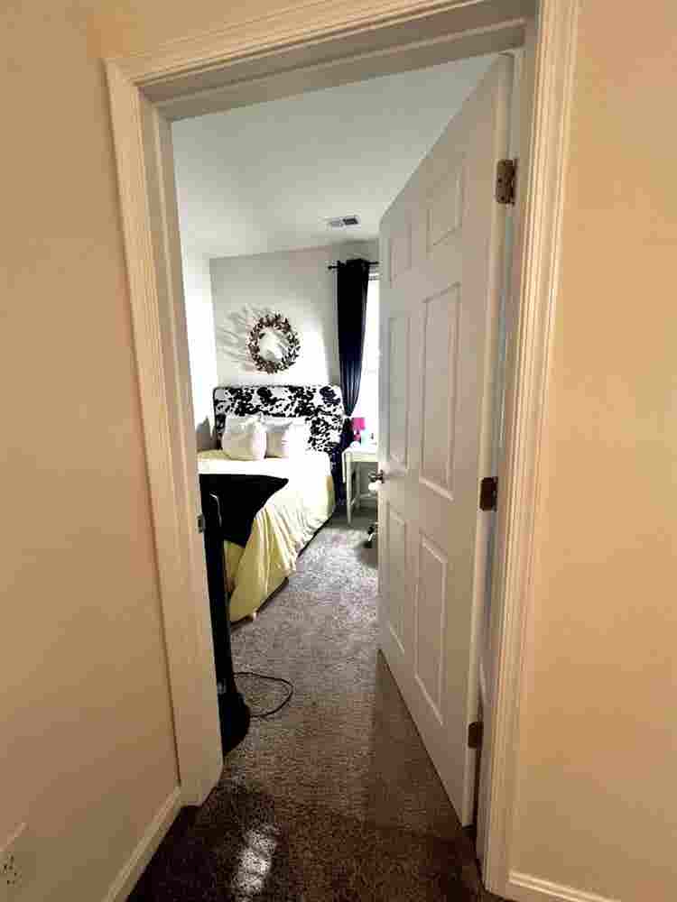 Looking for Female Roomate Manassas