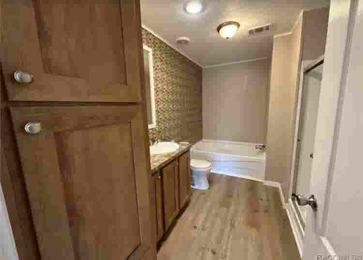 Rent a Beautiful like new house