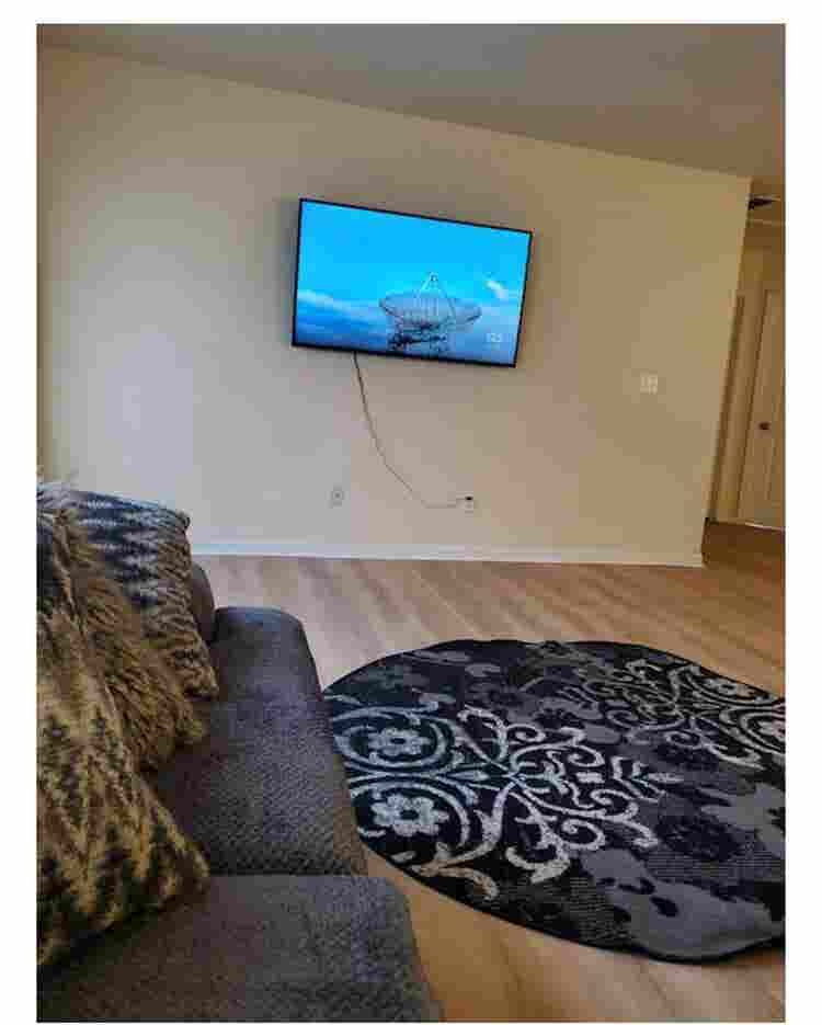 Private Room/Separate Living Room