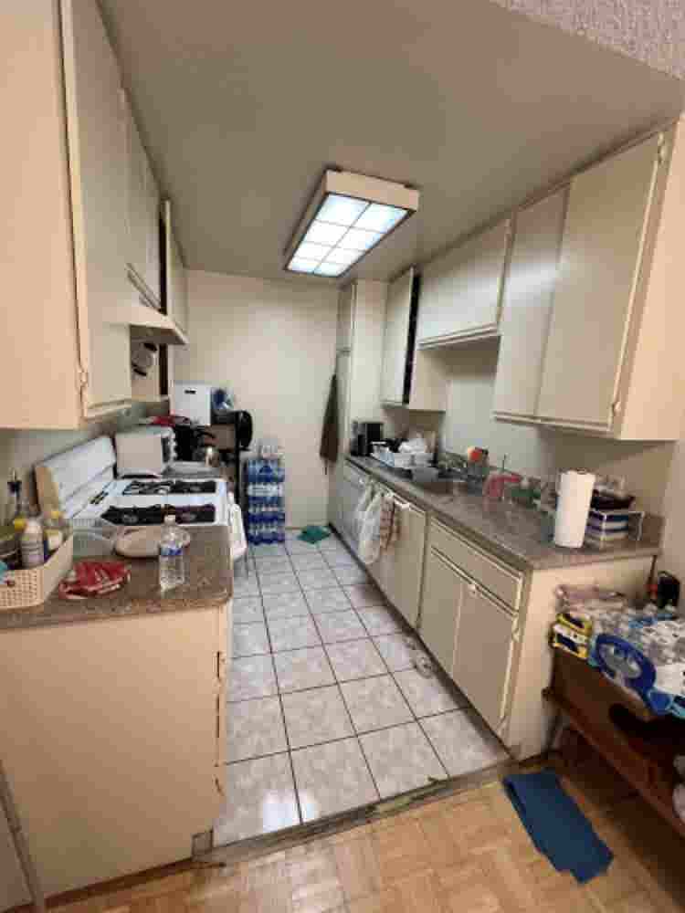 Roommate wanted - Master room