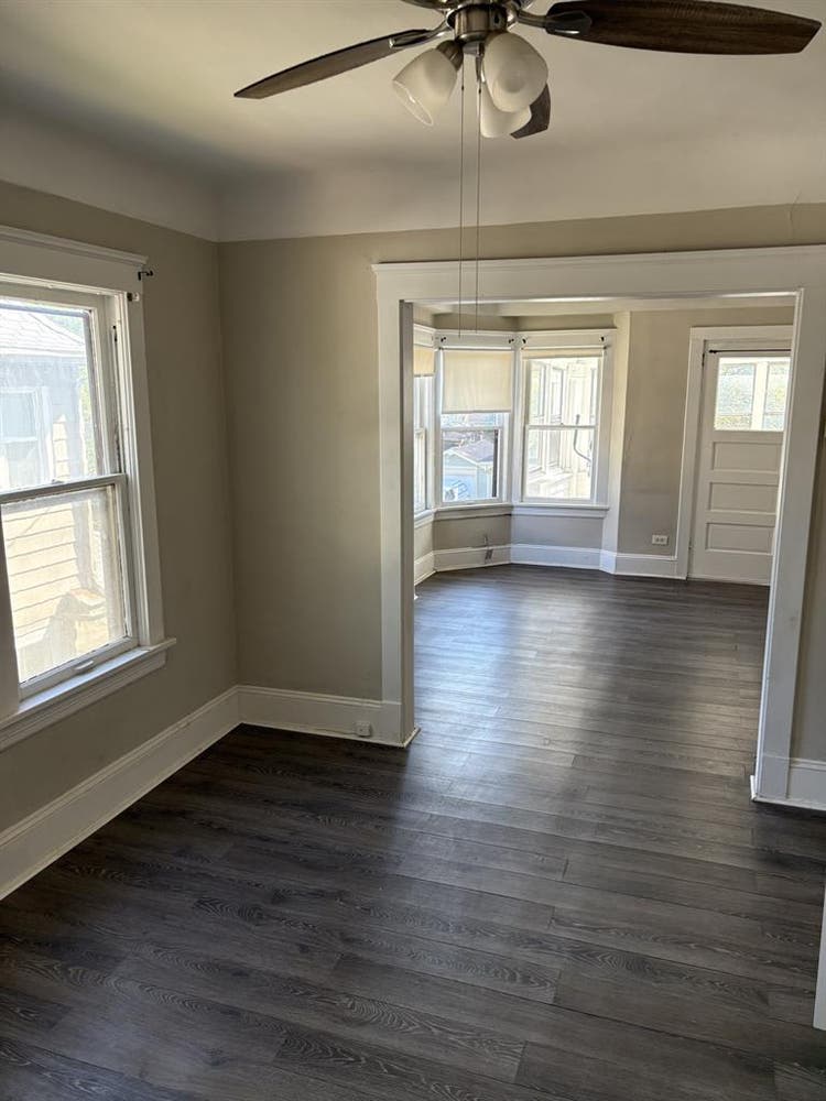 Home in Lakewood, 2 bedrooms avail.