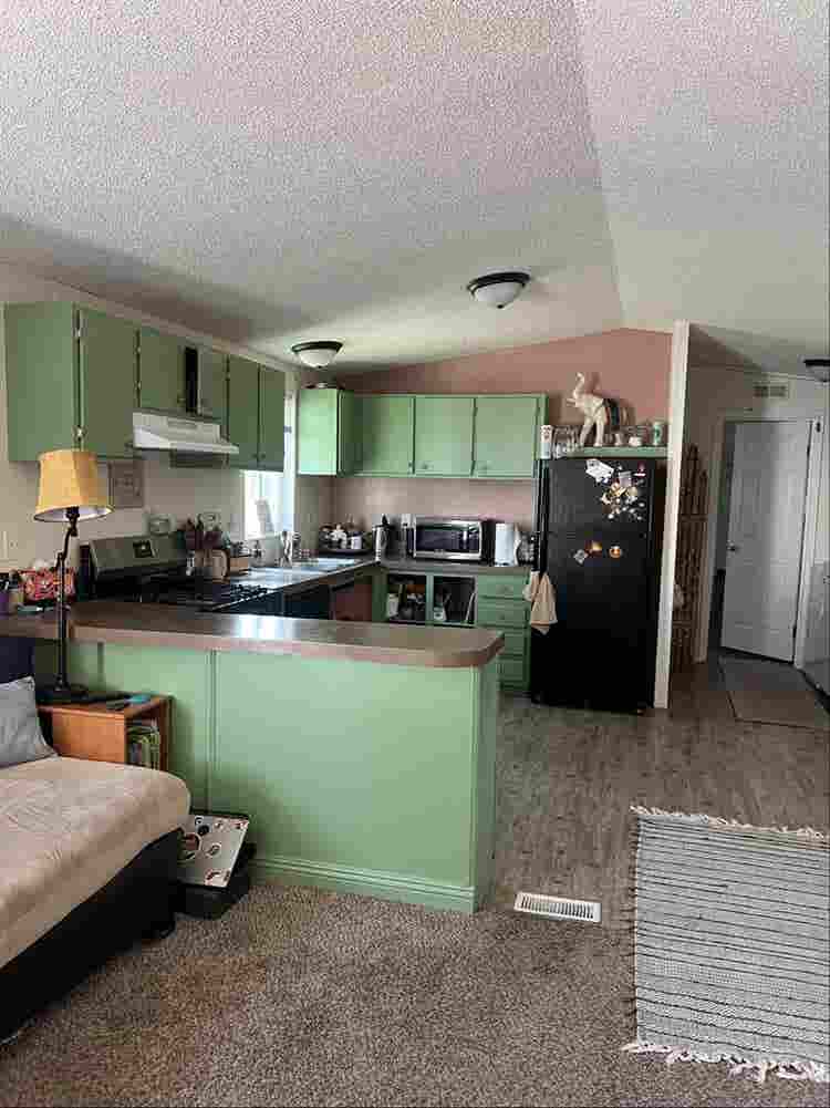Roommate Private Bath & Room