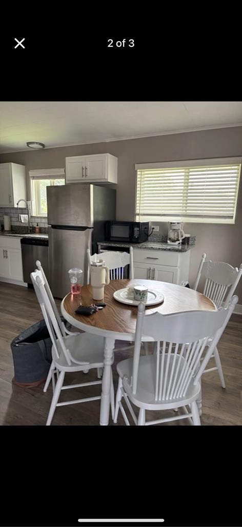 Seeking female roommate