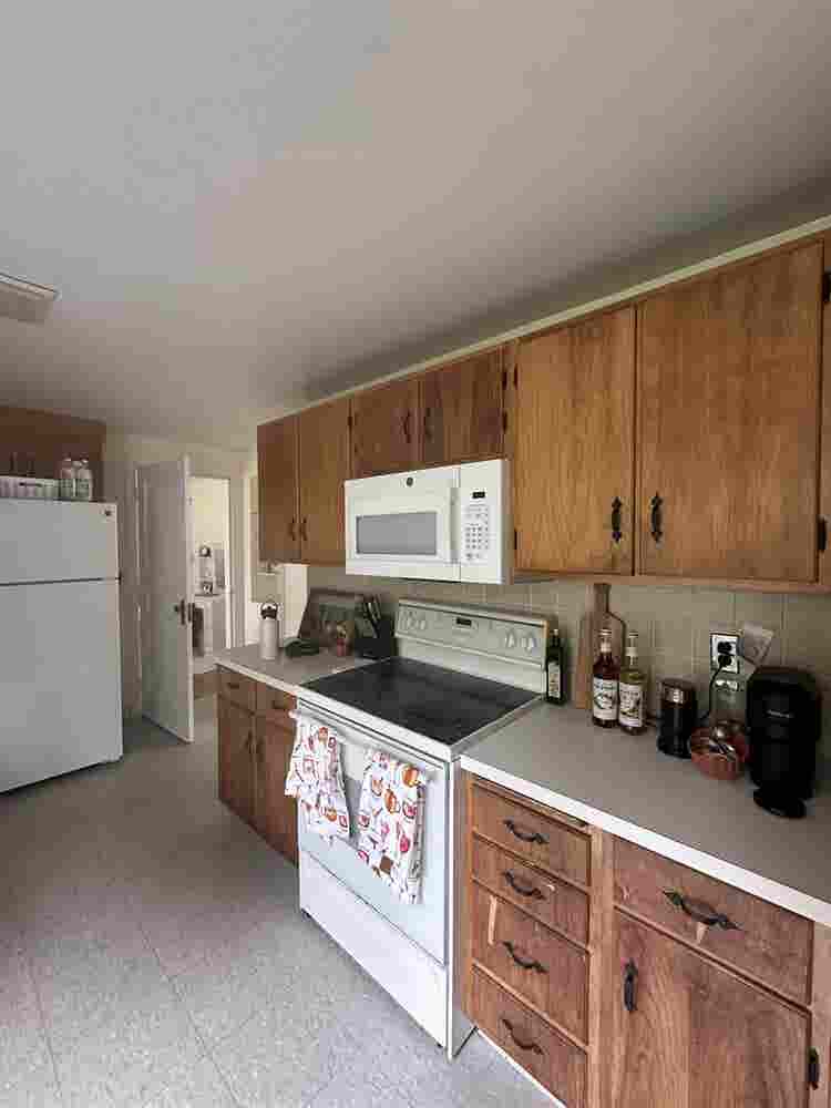 SUBLET FOR DOWNTOWN AMHERST