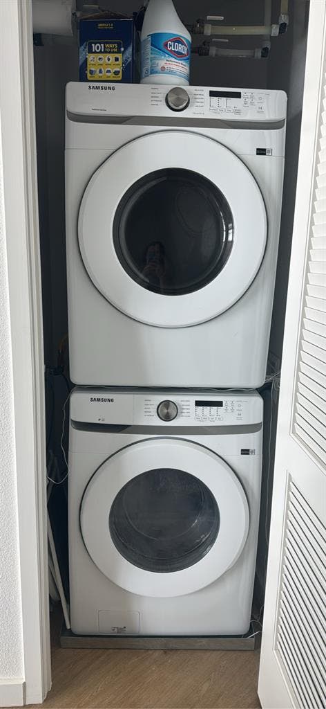 Room in Oakland for rent ASAP