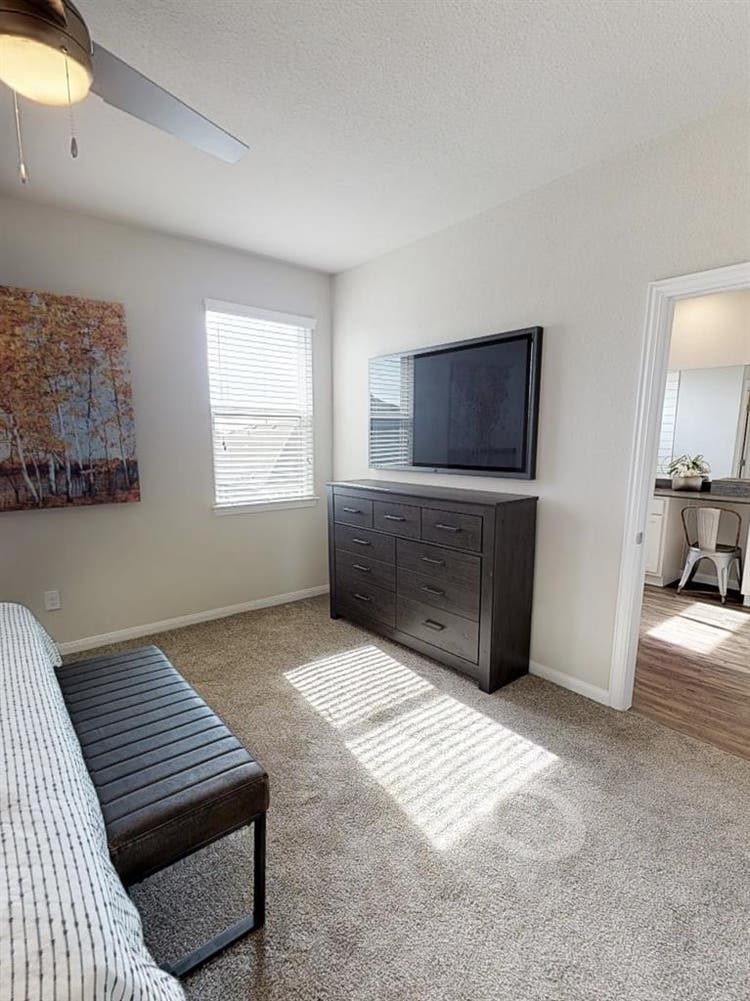 looking for Sublease