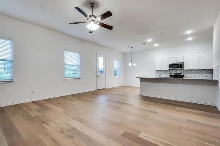 3 BR in Irving