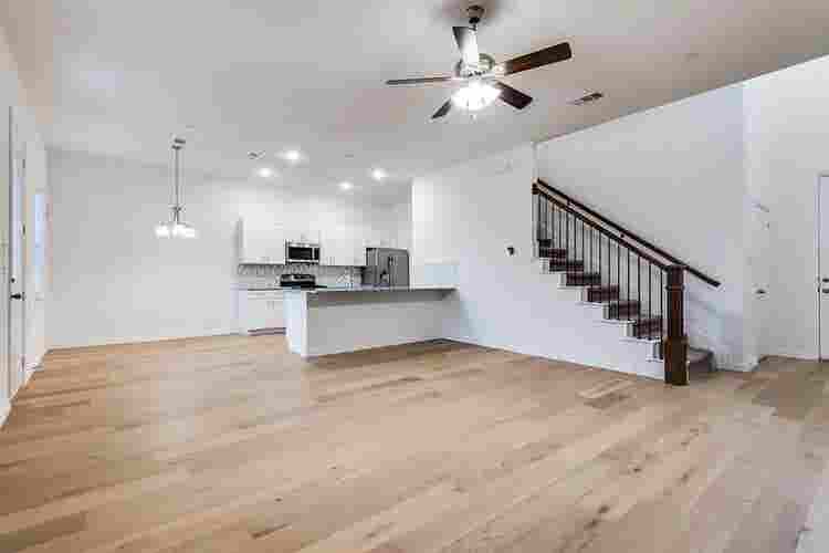 3 BR in Irving