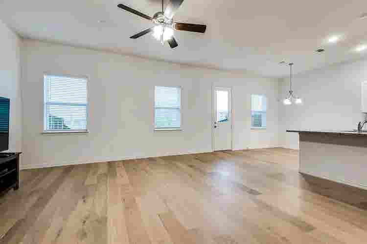 3 BR in Irving