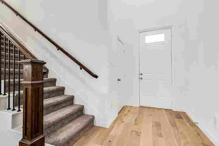 3 BR in Irving