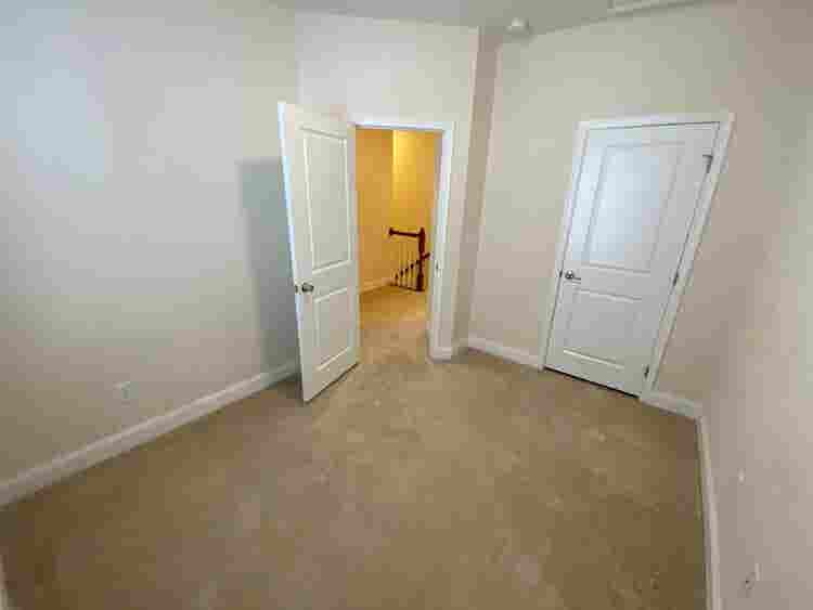 4 BR in Cary