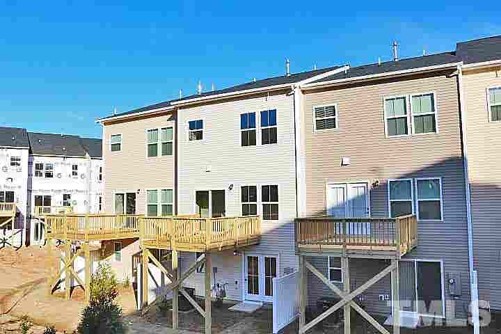 4 BR in Cary