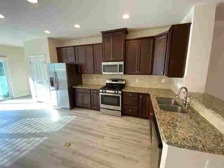 4 BR in Cary