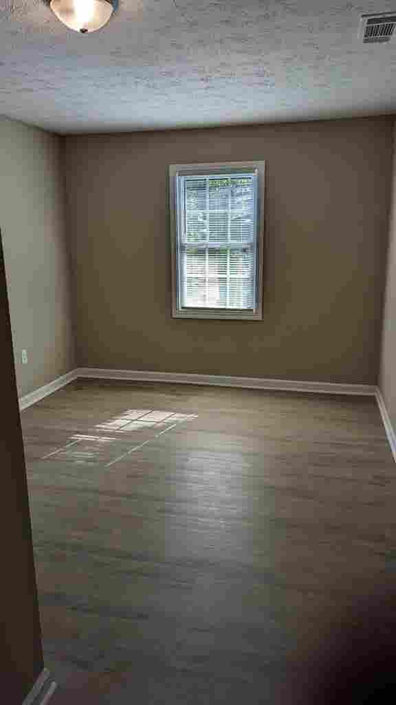 4 BR in Marietta