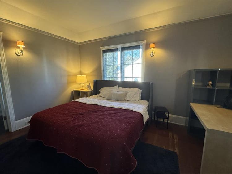 Spacious, fully furnished, bedroom