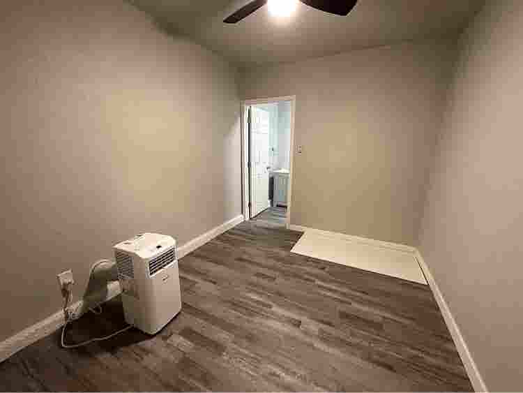 Private room/tiny studio Rancho