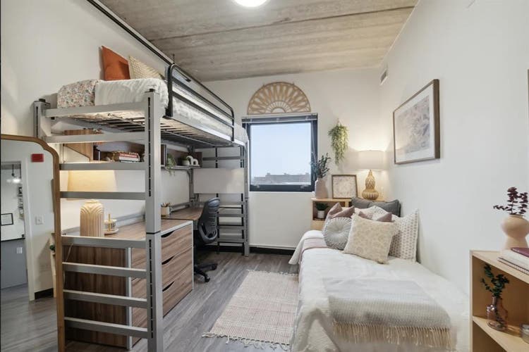 Looking for summer subleasers