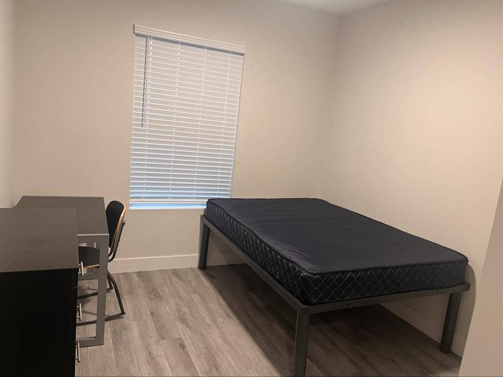 Room to be sublet next to SIUE