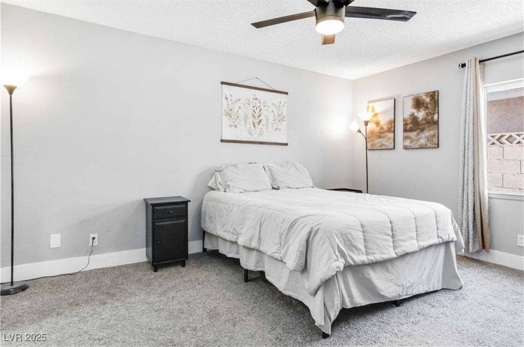 Lrg master & private remodeled bath