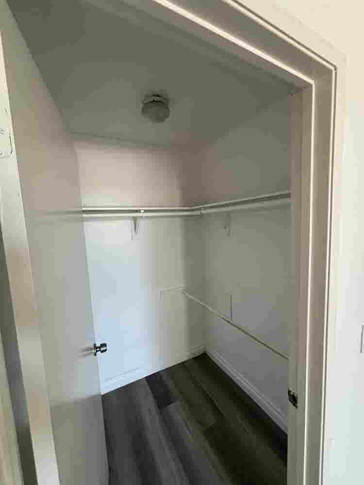 BEDROOM PRIVATE BATHROOM & balcony