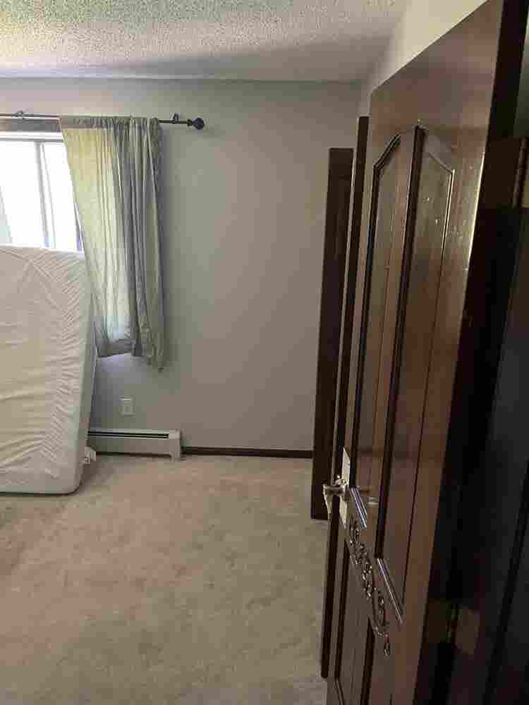 Roomies wanted! 5min north of Dtown