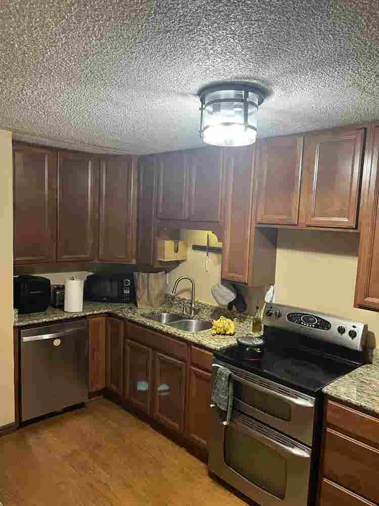 Roomies wanted! 5min north of Dtown