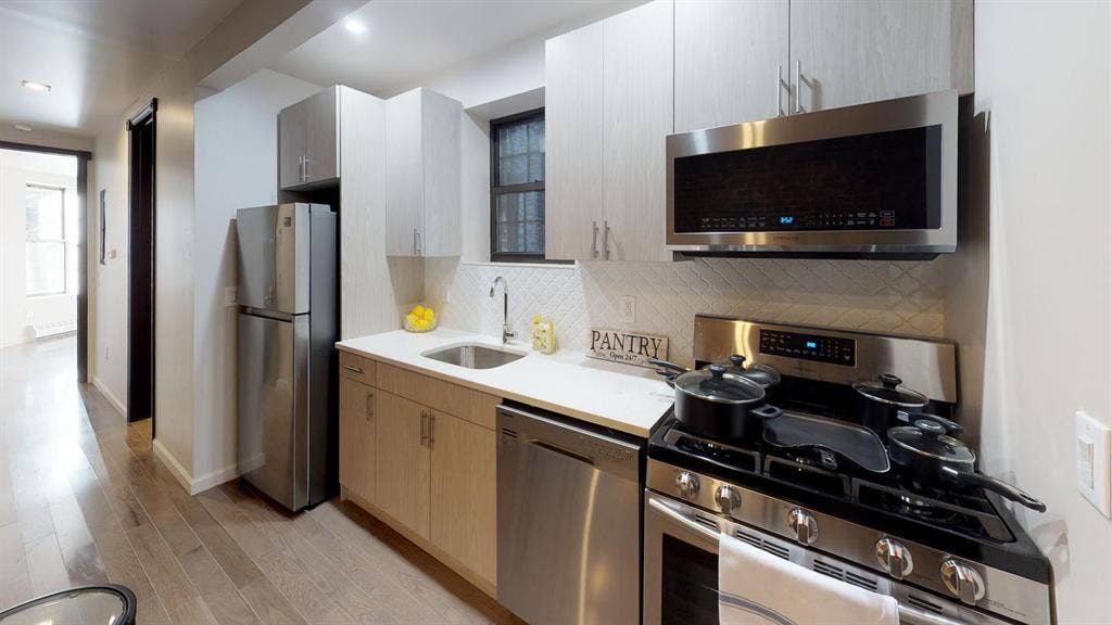 1 BR in Ridgewood